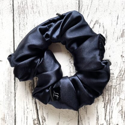 Mørkeblå scrunchie med lynlås